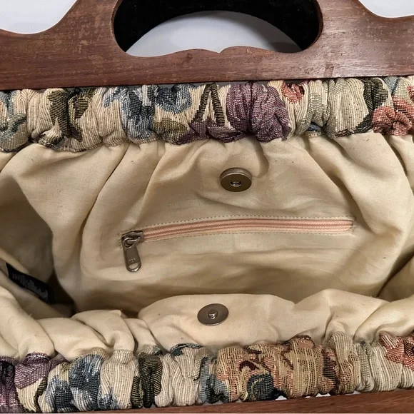 Floral Tapestry Handbag - Picture 6 of 6